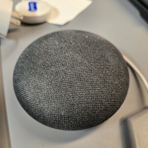 Google Home Mini